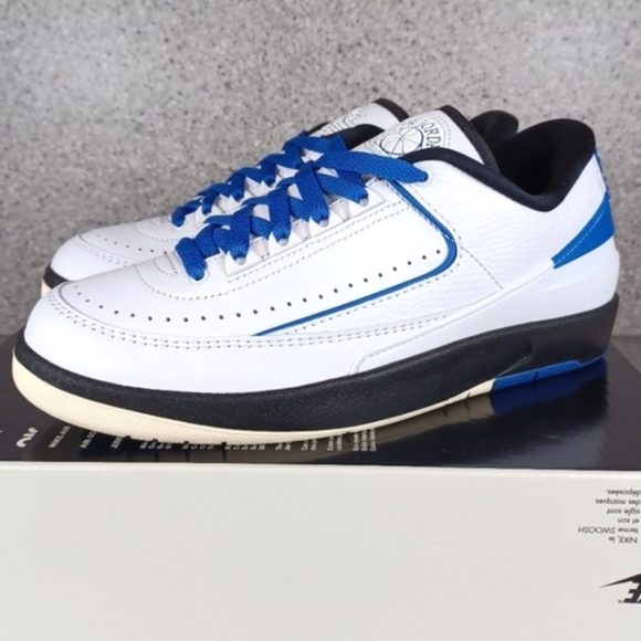 Nike Air Jordan Retro 2 Low Women NWT Women\'s Air Jordan 2 Retro Low White and Royal Blue Sneakers